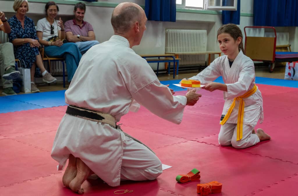 Cérémonie de remise de ceinture en fin d'année à l’École de Karaté du Marais
